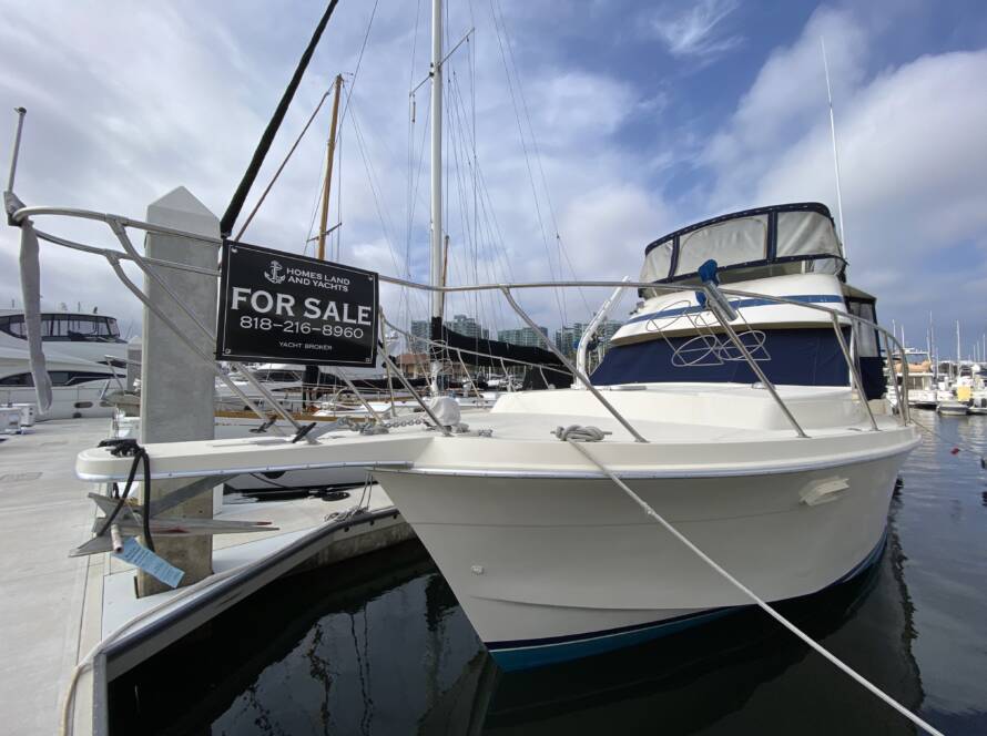 Yacht broker boat for sale